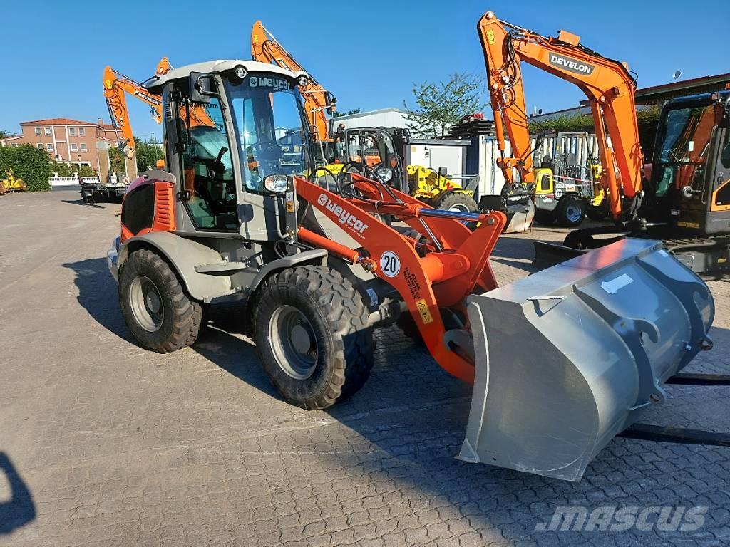 Atlas Weycor AR 480 Incarcator pe pneuri