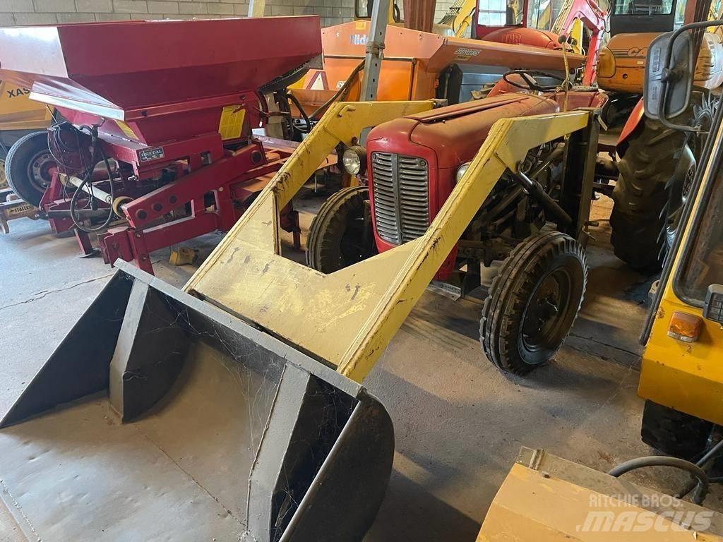 Massey Ferguson 35 Tractoare