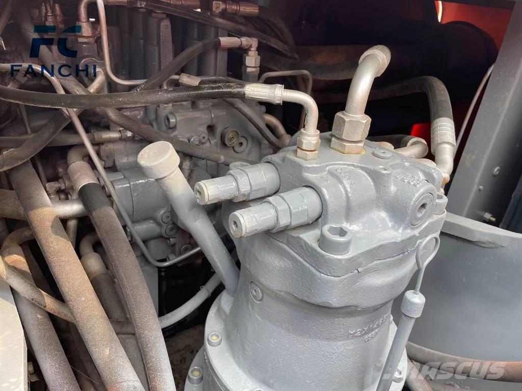 Hitachi EX 200 Excavatoare pe șenile
