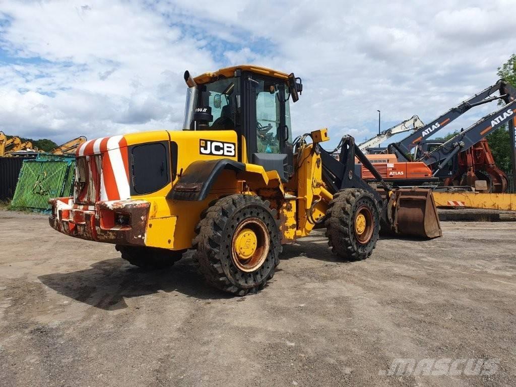 JCB 436 Wastemaster Incarcator pe pneuri