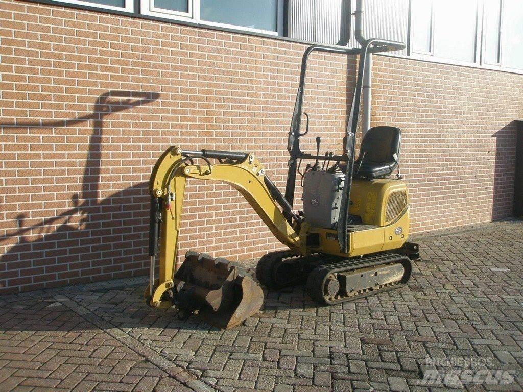 CAT 300.9 Mini excavatoare < 7t
