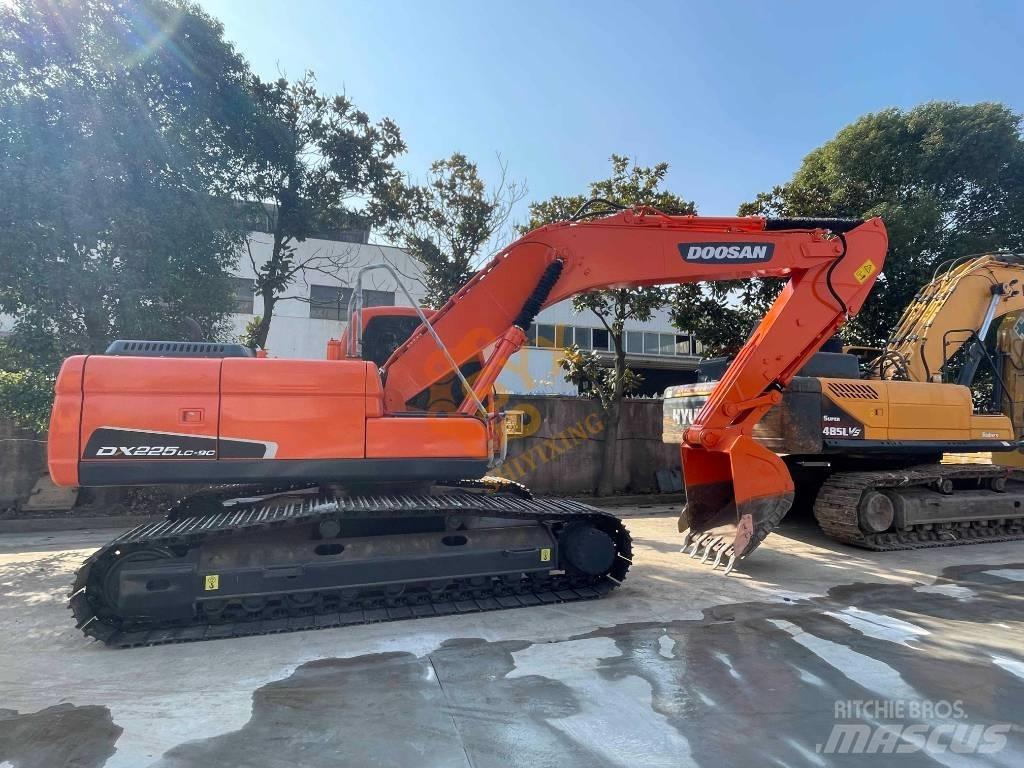 Doosan DX 225 LC Excavatoare cu brat lung