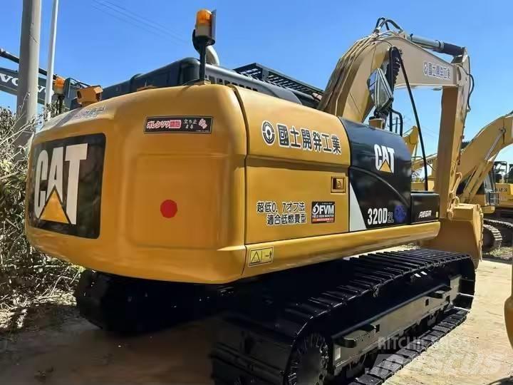 CAT 320 D L Excavatoare pe șenile
