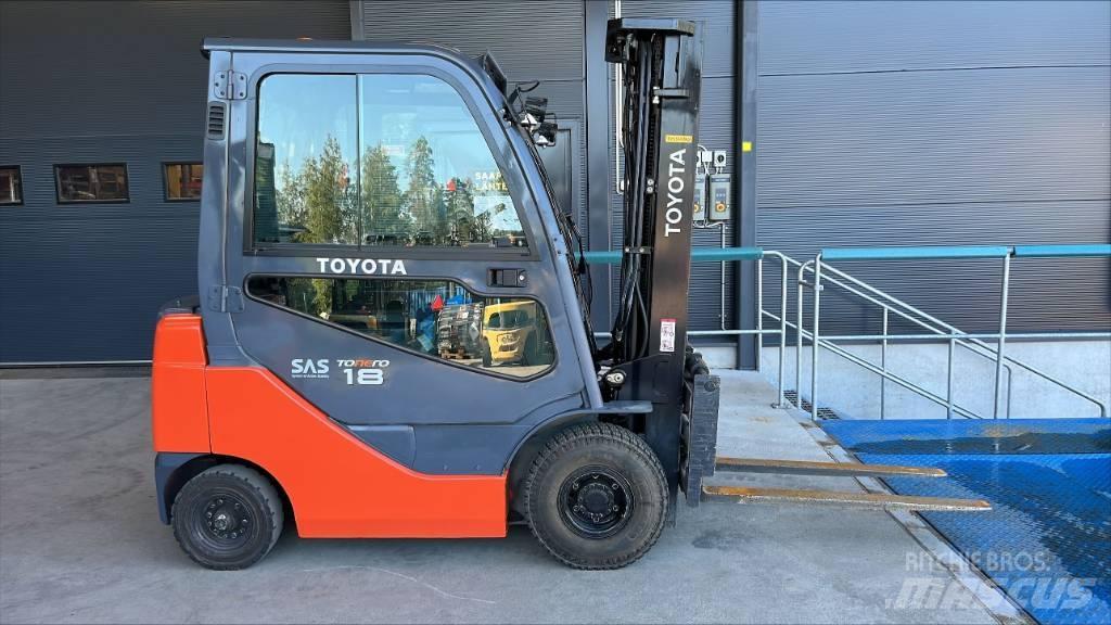 Toyota 02-8 FDF 18 Stivuitor diesel