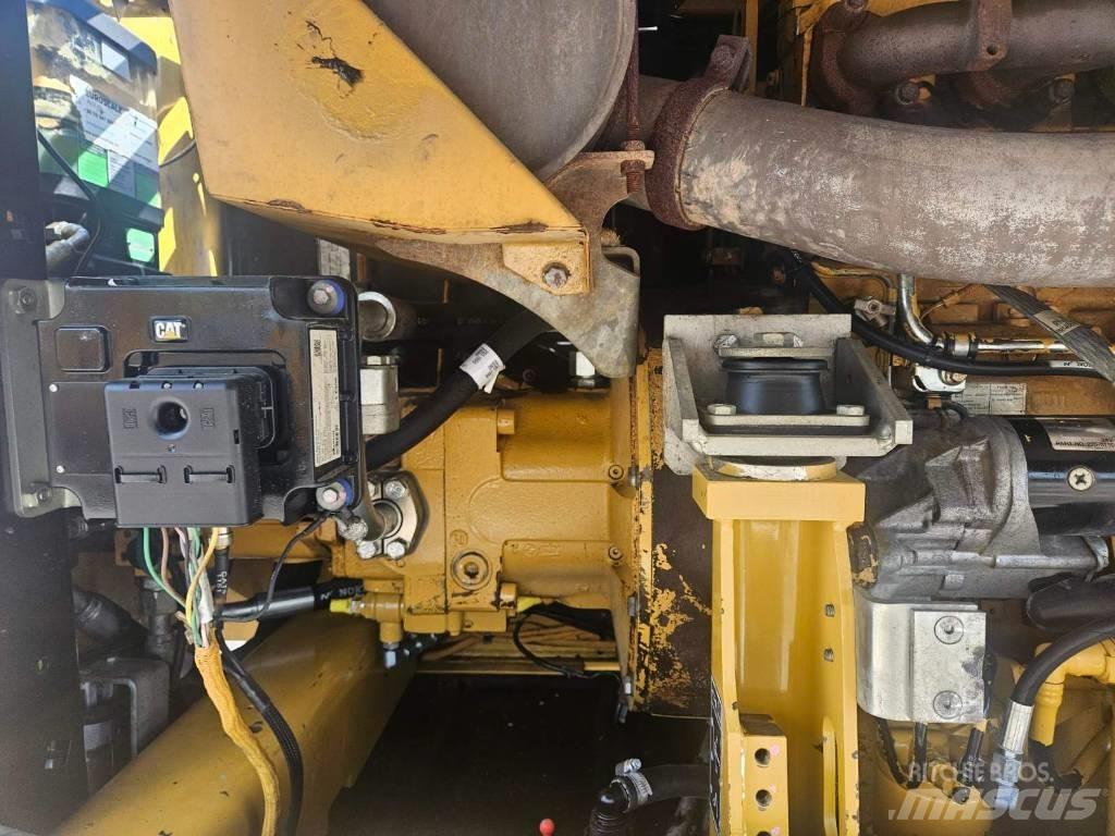 CAT M 316 D Excavatoare cu roti