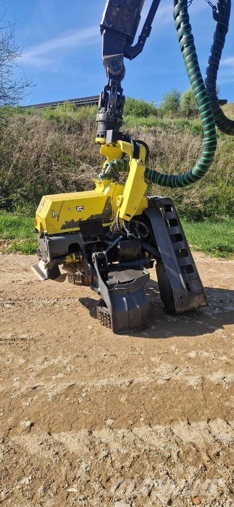 John Deere 1270 G Combine forestiere