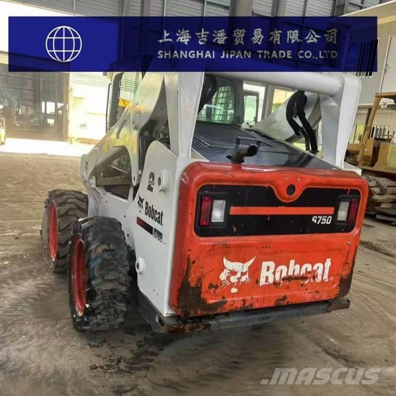 Bobcat S 750 Mini incarcator
