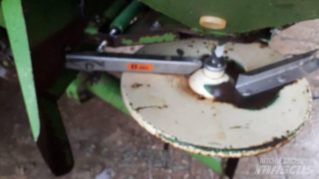 Amazone ZA-U 1001 Împrastierea mineralelor