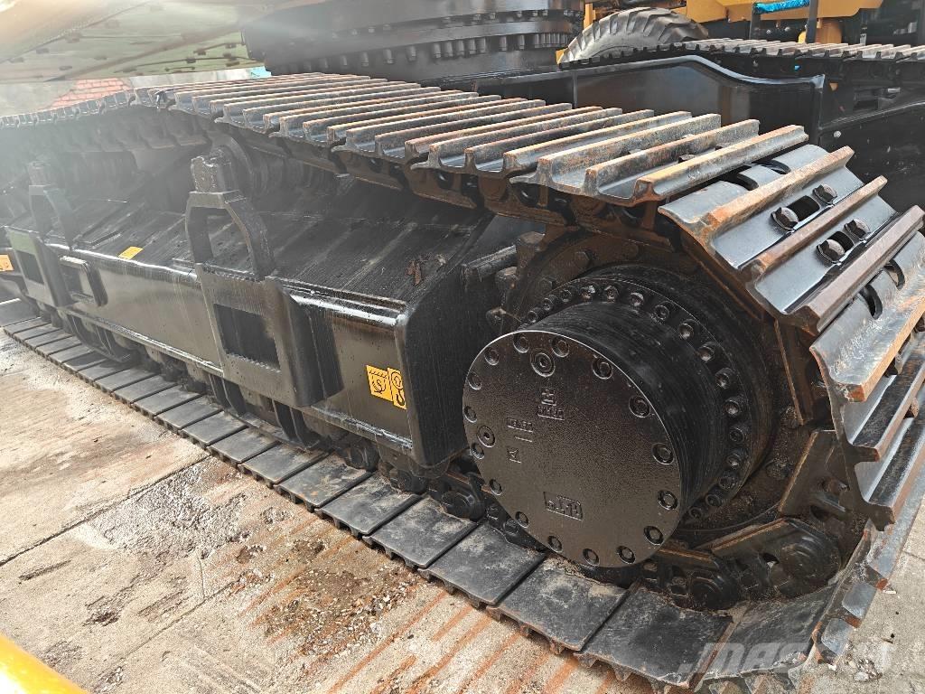 CAT 340 D L Excavatoare pe șenile
