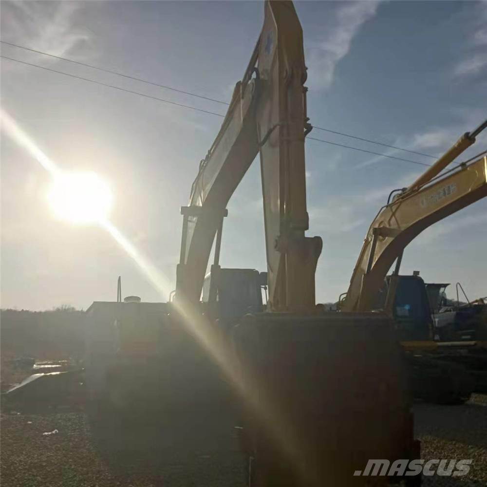 Komatsu PC360-7 Excavatoare pe șenile
