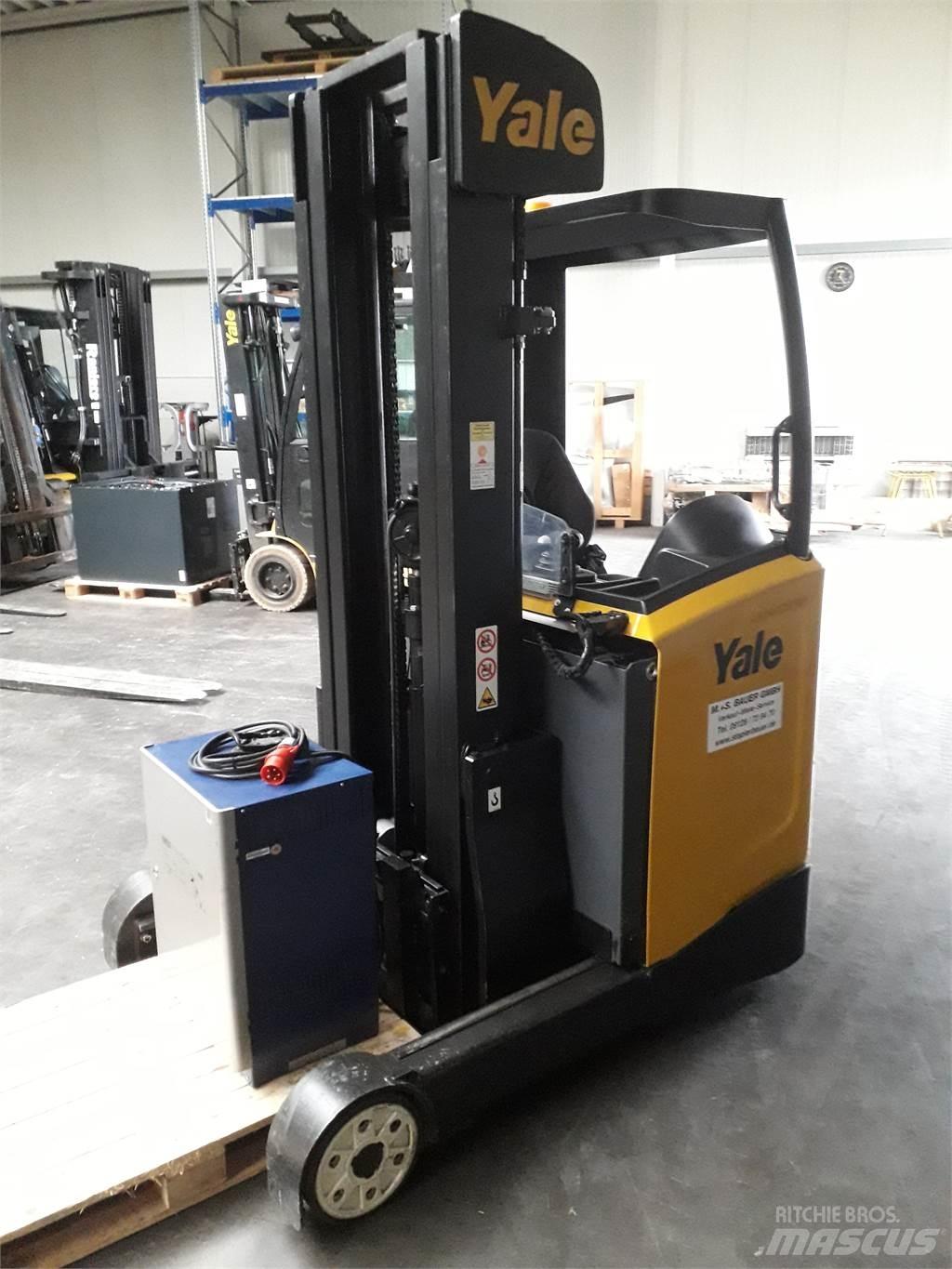 Yale MR14 Stivuitor cu catarg retractabil