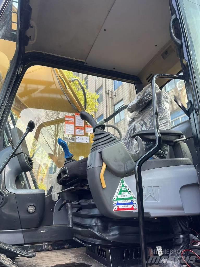 CAT 325 D Excavatoare pe șenile
