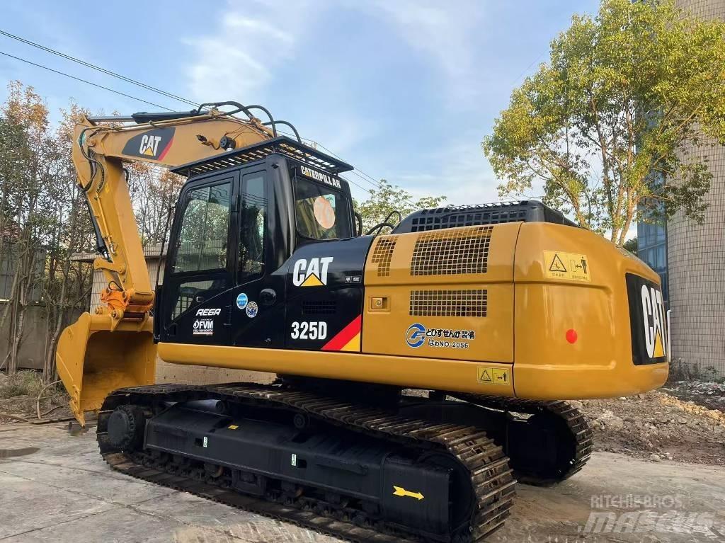 CAT 325 D Excavatoare pe șenile
