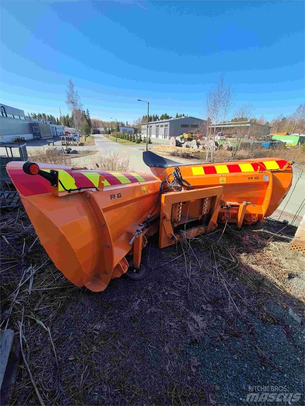 FMG nivelaura 390 Lame pentru dezapezire si pluguri