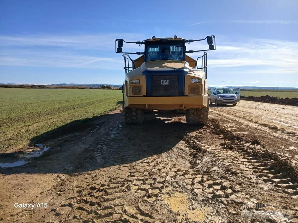 CAT 745 Transportoare articulate