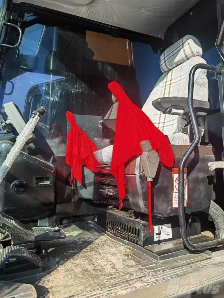 Sany 235C Excavatoare pe șenile
