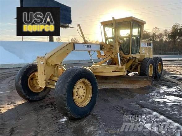 CAT 135H Gredere