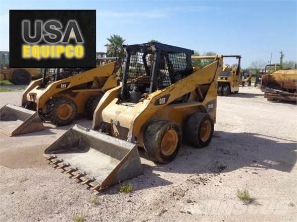 CAT 252B3 Mini incarcator