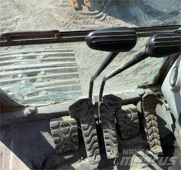 CAT 330DL Excavatoare pe șenile
