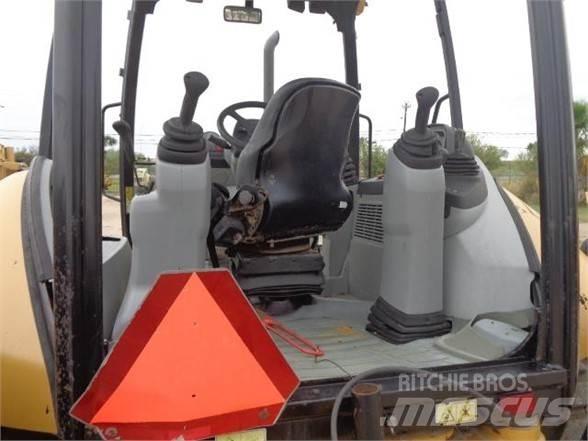 CAT 420F Buldoexcavatoare