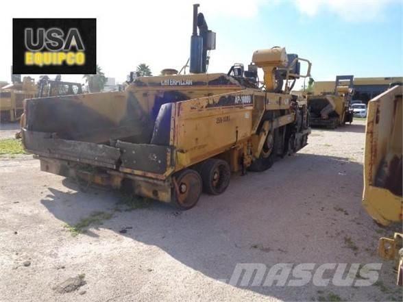CAT AP-1000B Pavatoare asfalt