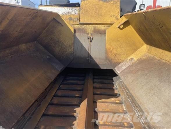 CAT AP-1055D Pavatoare asfalt