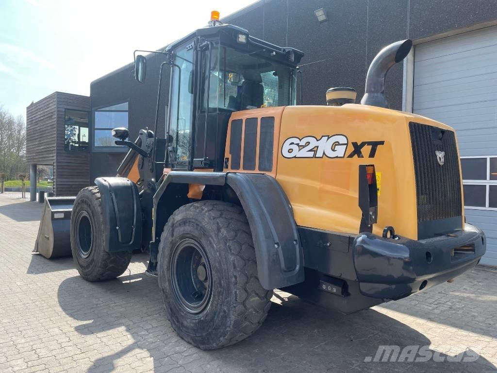 CASE 621G Incarcator pe pneuri