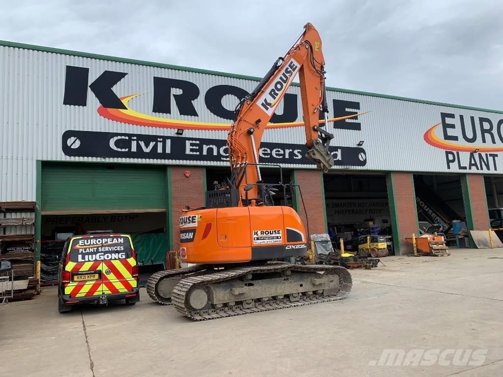 Doosan DX 235 LCR-5 Excavatoare pe șenile
