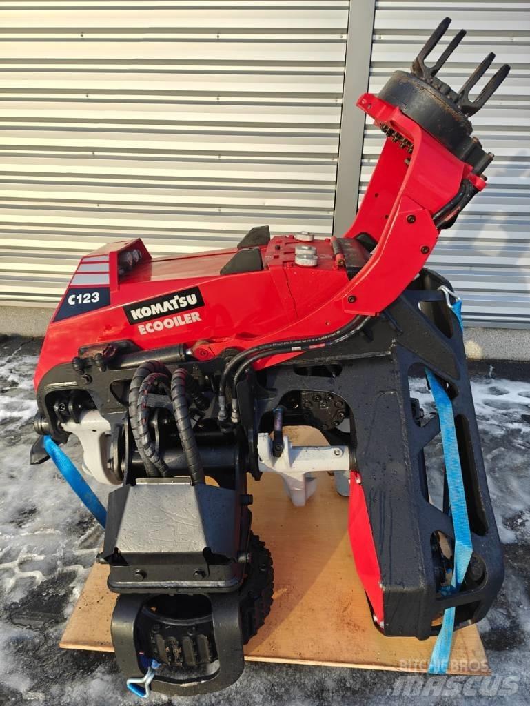 Komatsu C 123 Capete pentru culegatoare
