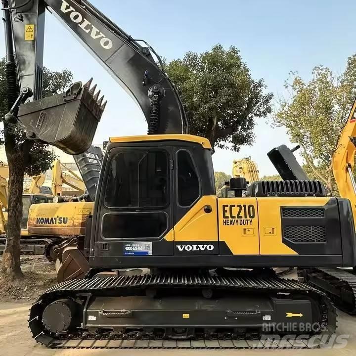 Volvo EC 210 Excavatoare pe șenile

