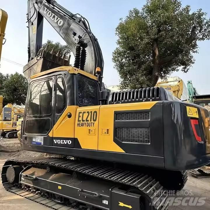 Volvo EC 210 Excavatoare pe șenile
