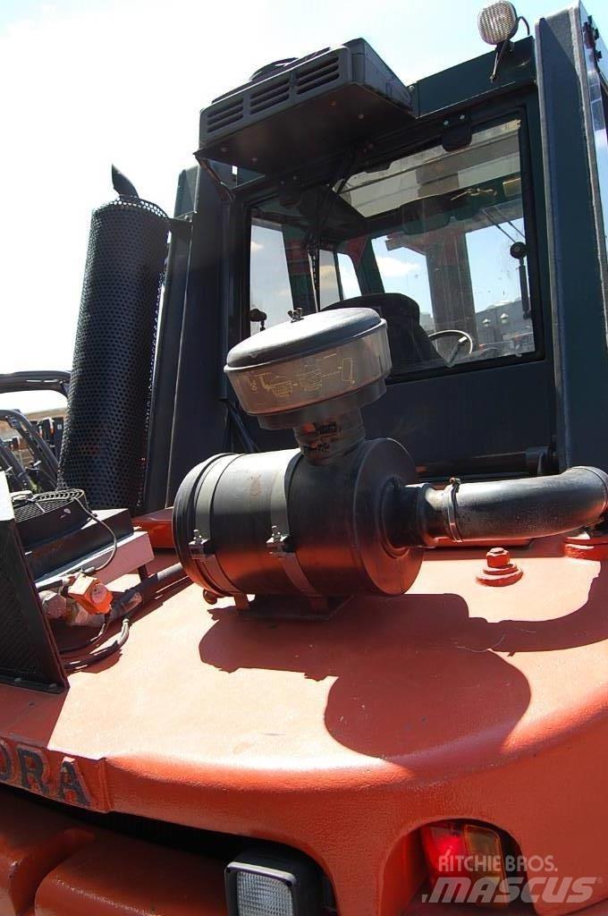 Mora M70 Stivuitor diesel