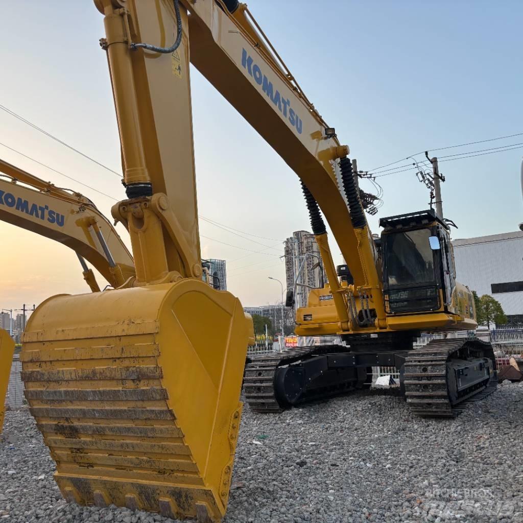 Komatsu PC 450 Excavatoare pe șenile
