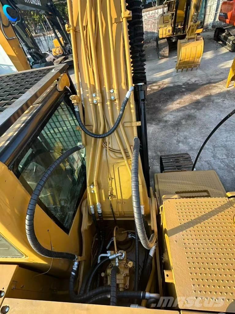 CAT 320 C L Excavatoare pe șenile
