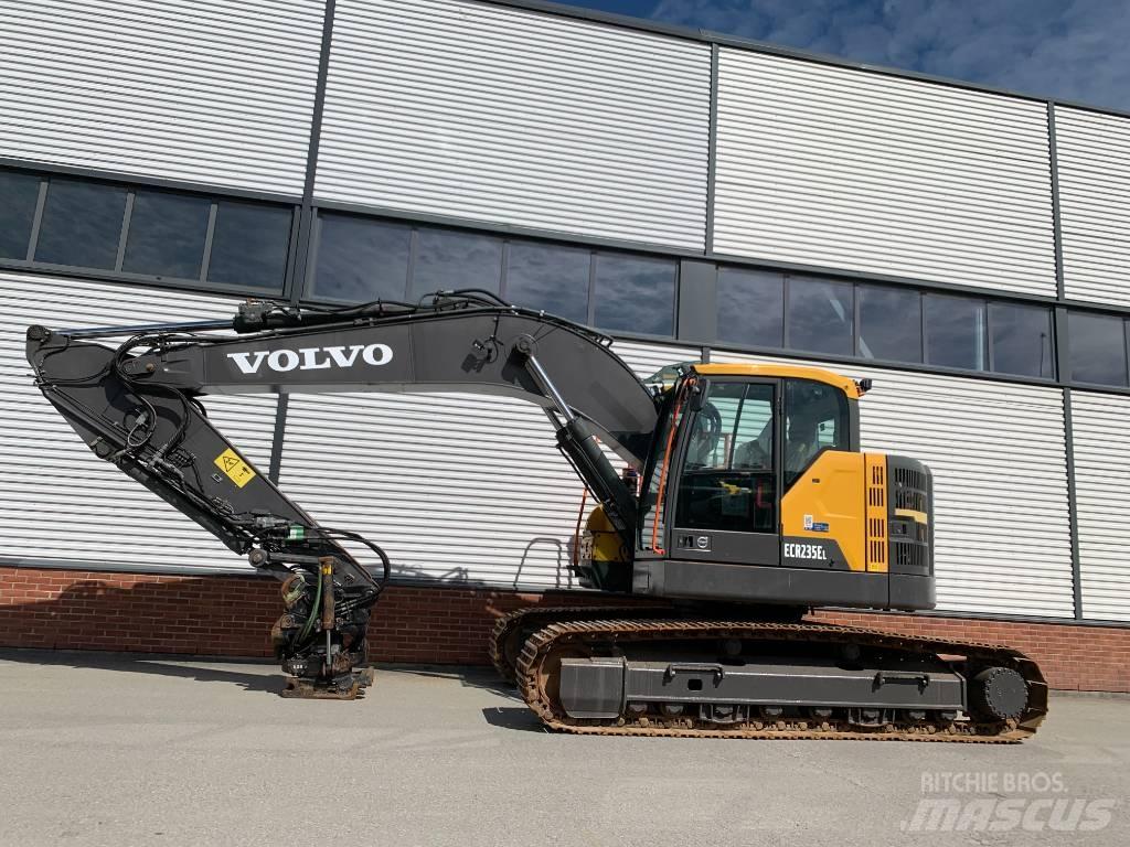 Volvo ECR235EL Excavatoare pe șenile
