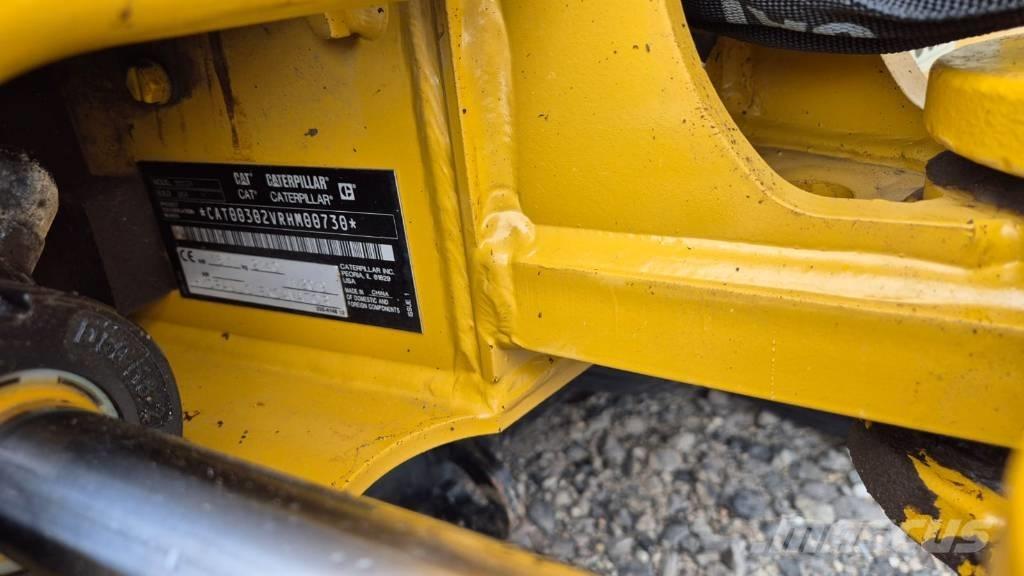 CAT 302 CR Mini excavatoare < 7t