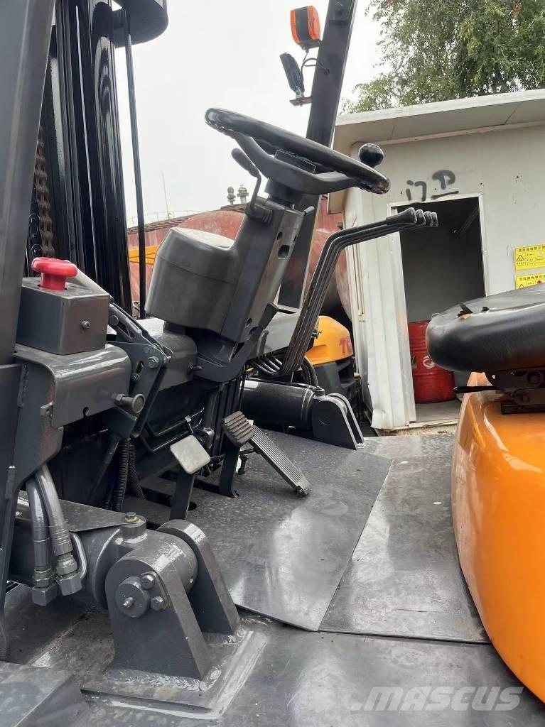TCM FD 100 Stivuitor diesel