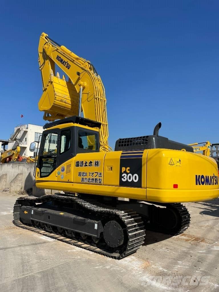 Komatsu PC 300-7 Excavatoare pe șenile
