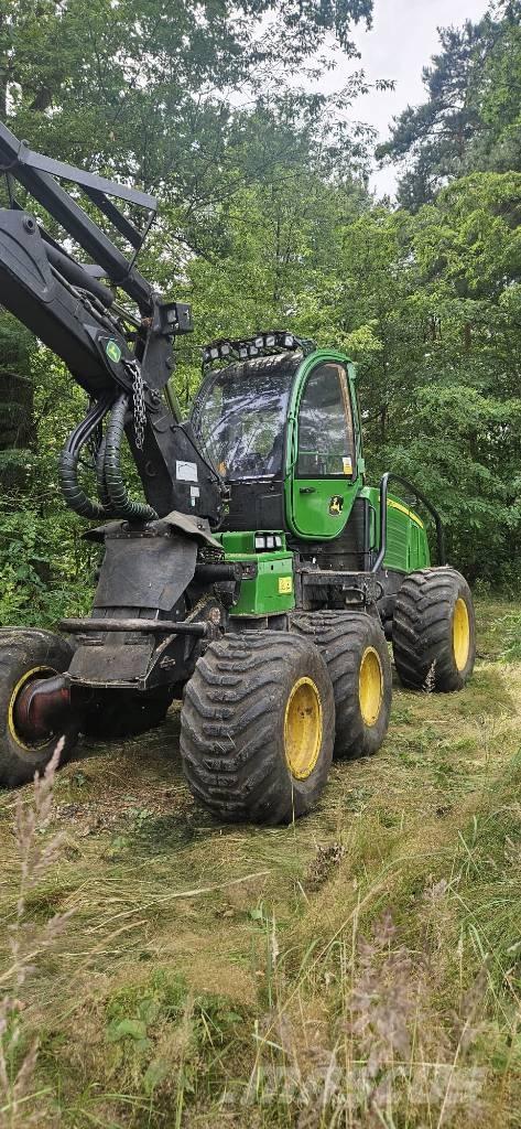John Deere 1070e Combine forestiere