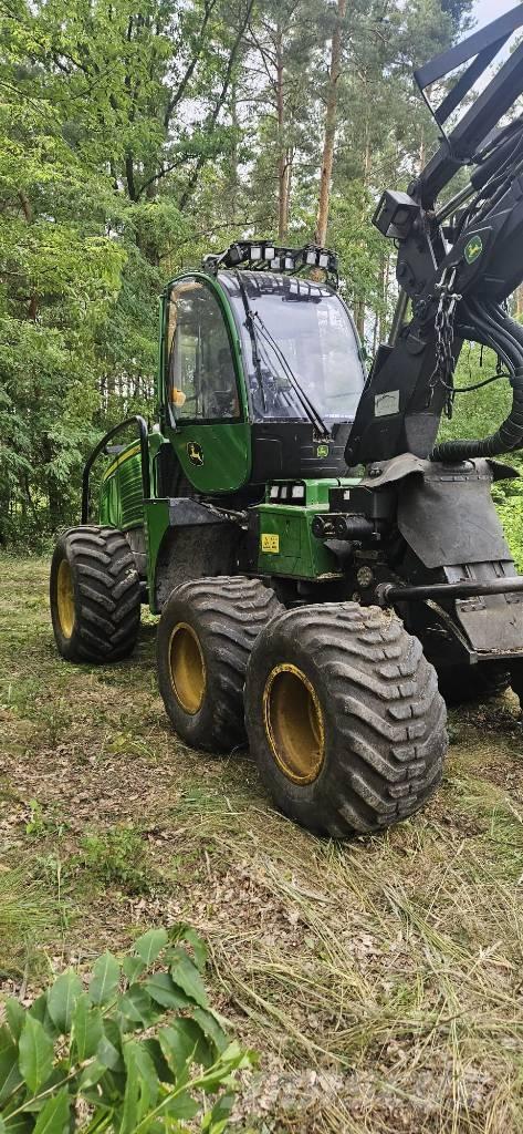 John Deere 1070e Combine forestiere