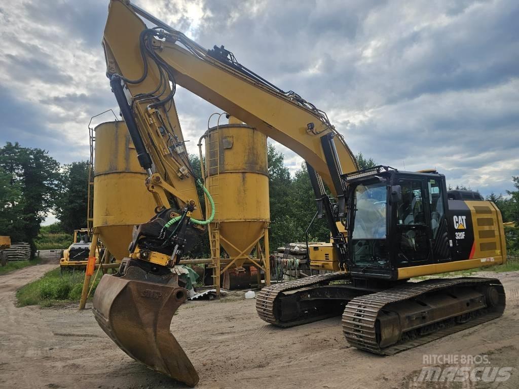 CAT 320FL Excavatoare pe șenile
