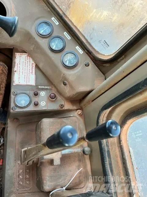 CAT 966D Incarcator pe pneuri