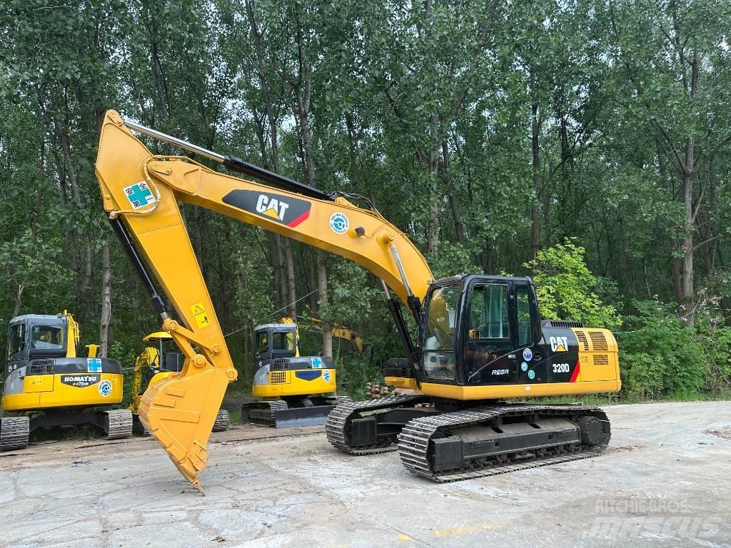 CAT 320D Excavatoare pe șenile
