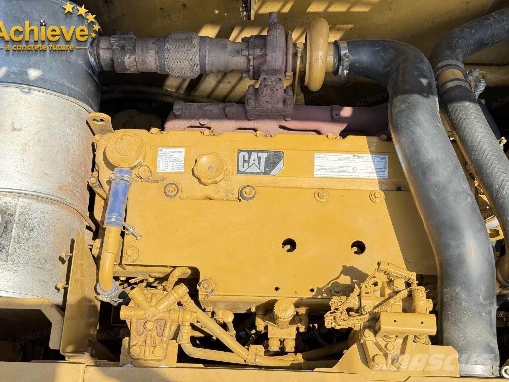 CAT 320 D2 Excavatoare pe șenile
