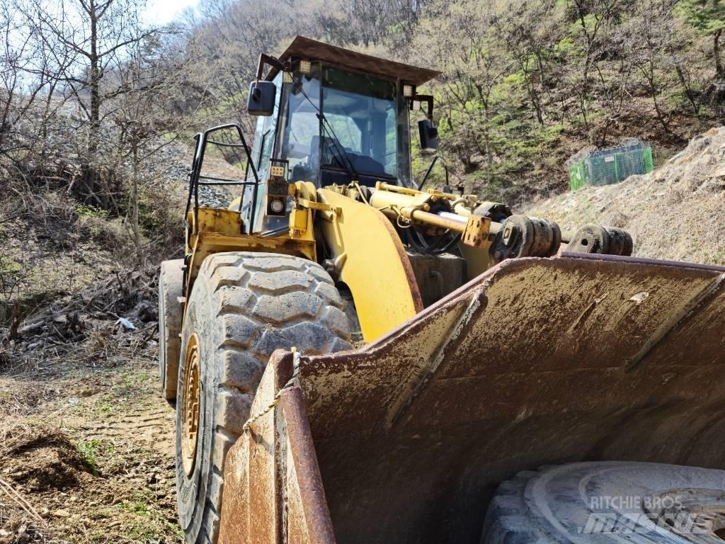 CAT 980 G Incarcator pe pneuri