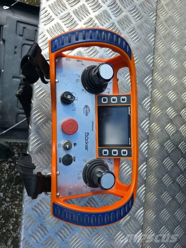 Böcker AHK 36/2400 Alte macarale
