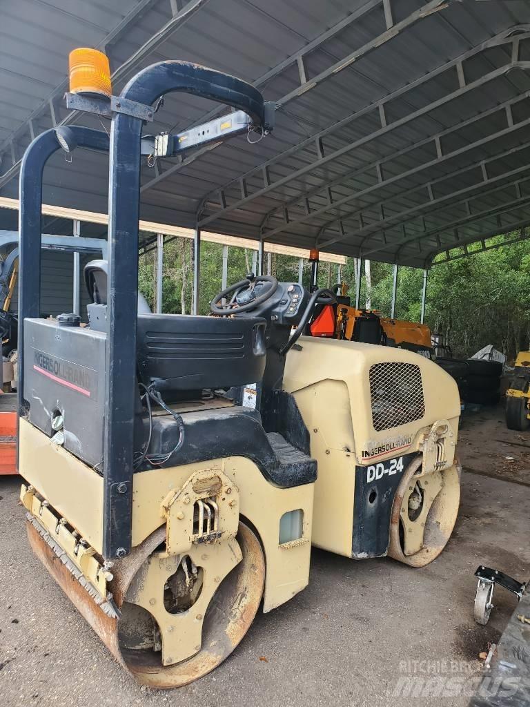 Ingersoll Rand DD 24 Cilindri compactori dubli