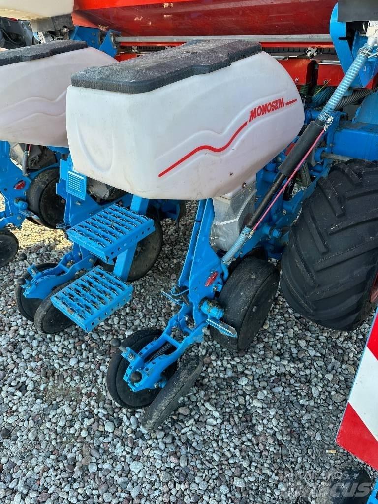 Monosem NG PLUS 8 Masini cu insamantare precisa