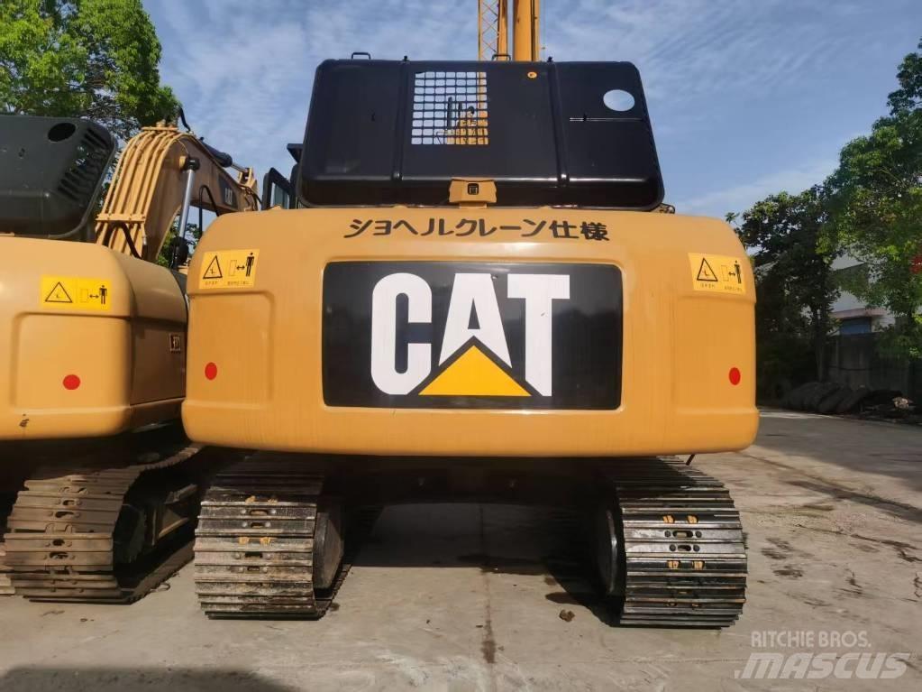 CAT 320d2 Excavatoare pe șenile
