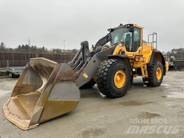 Volvo L180H Incarcator pe pneuri